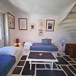 Blue Pearl Maisonette *