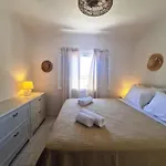 Blue Pearl Maisonette Holiday home
