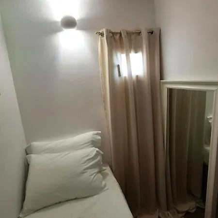 Blue Pearl Maisonette *