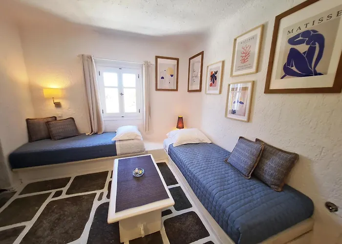 Blue Pearl Maisonette