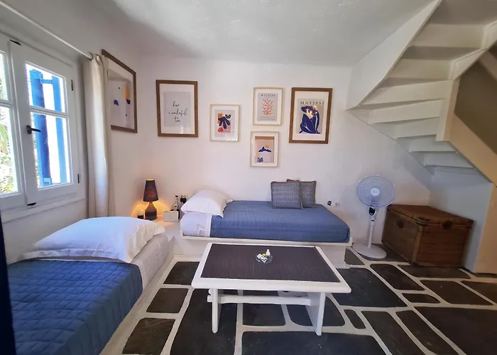 Blue Pearl Maisonette *