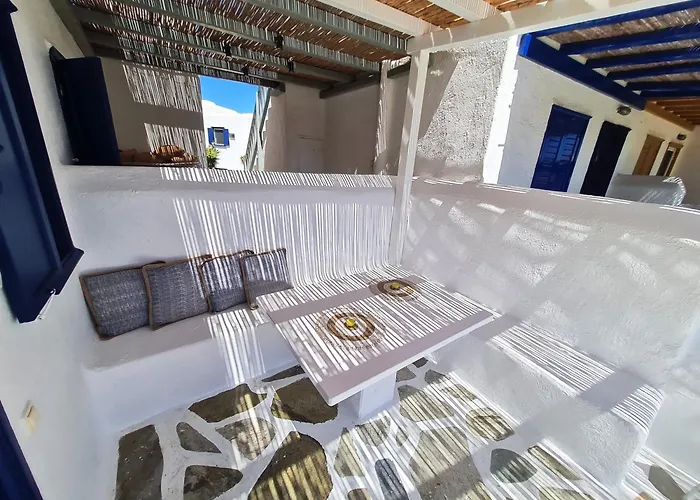 Blue Pearl Maisonette *