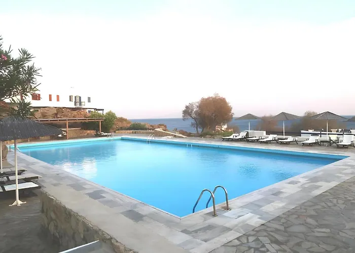 Blue Pearl Maisonette *