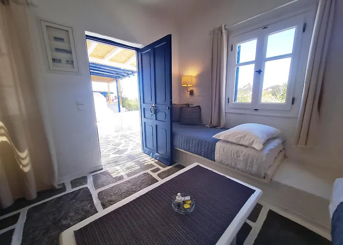 Blue Pearl Maisonette * Ornósz